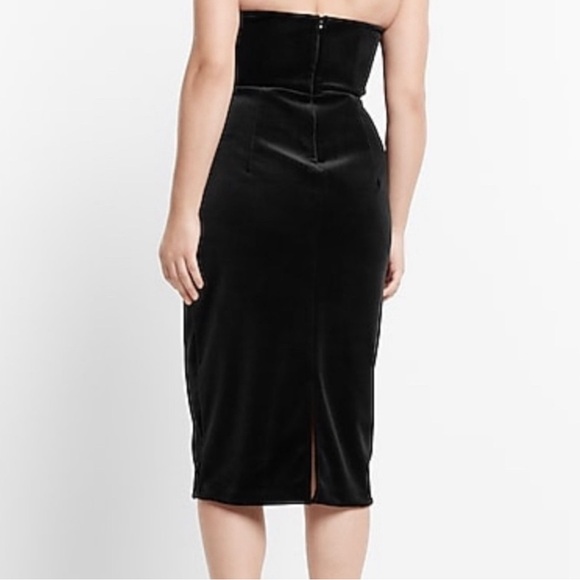 Elegant Black Strapless Dress - Picture 2 of 6